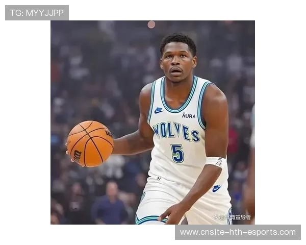 爱德华兹爆发：森林狼的未来之星，爱德华兹vs狼王