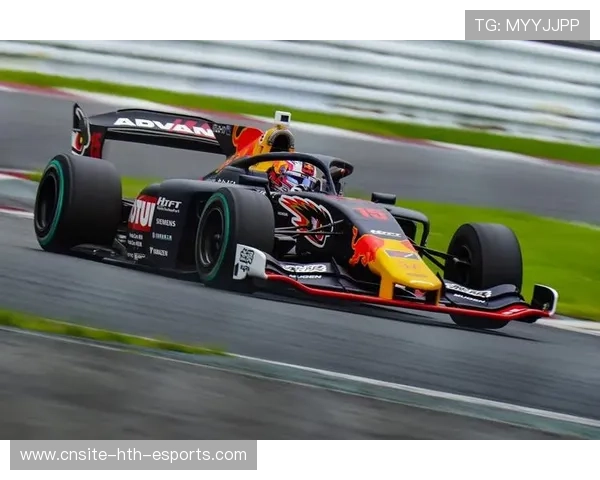 一级方程式赛事中利用安全车时段优化进站策略的博弈思维